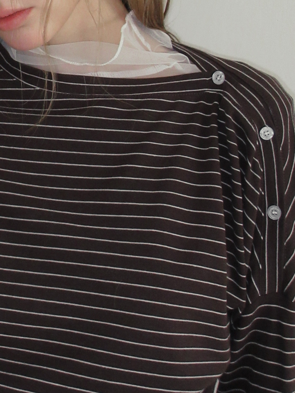 TWEE Ribol shirt contrast button stripe long sleeve T-shirt - Fit and silhouette view