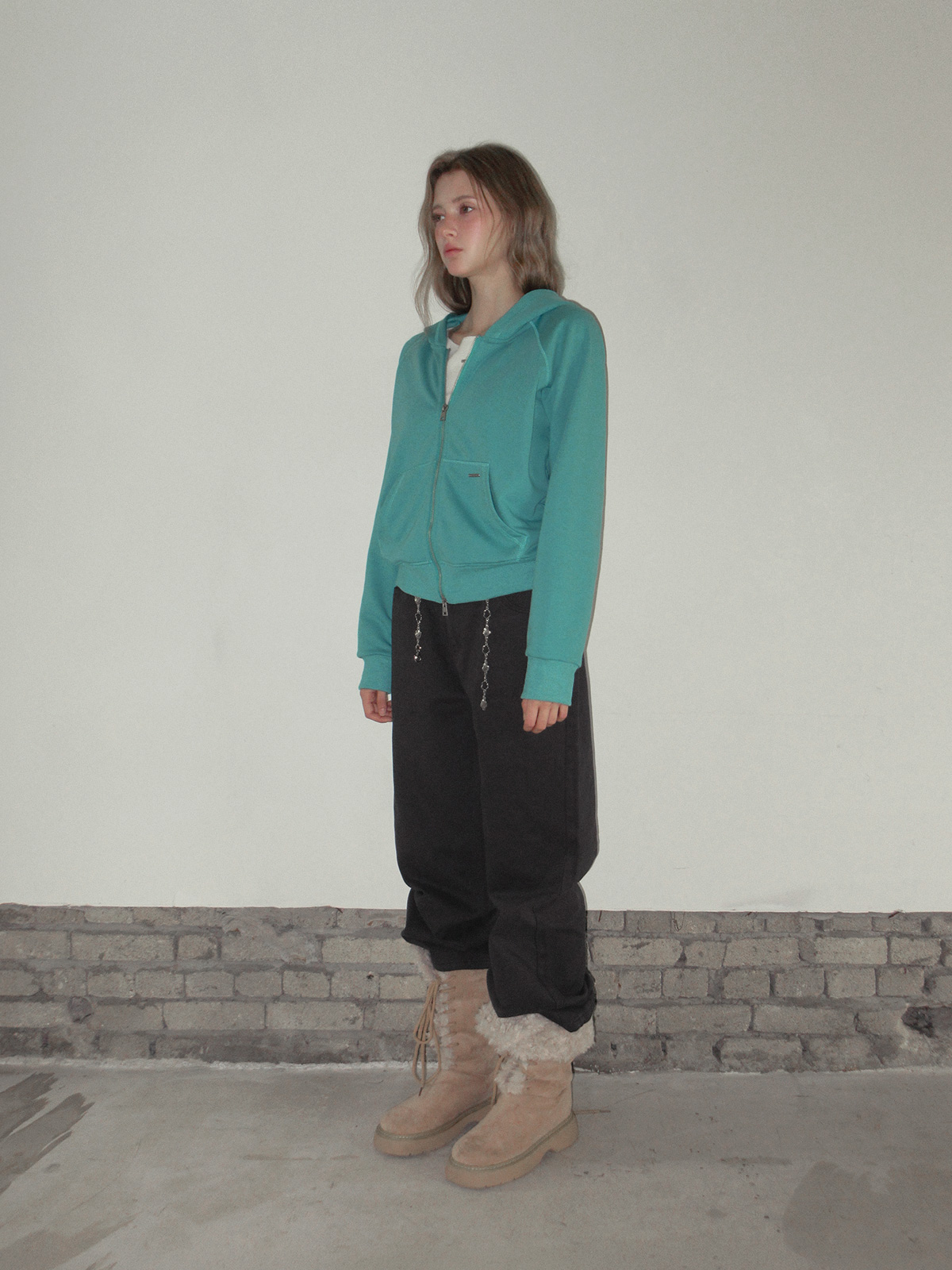 TWEE Wedgis mint hood zip-up - Fit and silhouette view