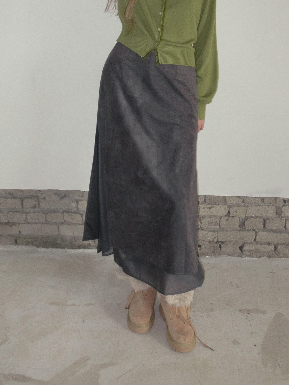 TWEE Benz organza layered suede long skirt - Model styling view