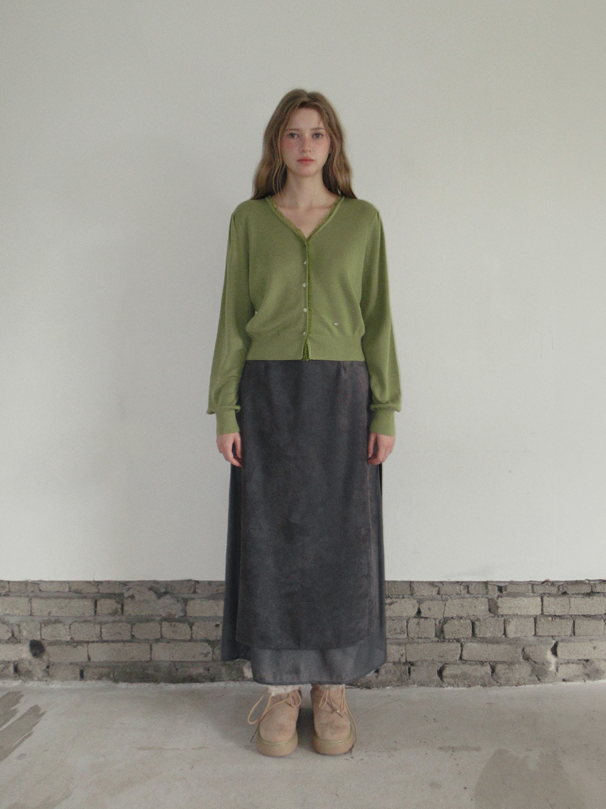 TWEE Benz organza layered suede long skirt - Fit and silhouette view