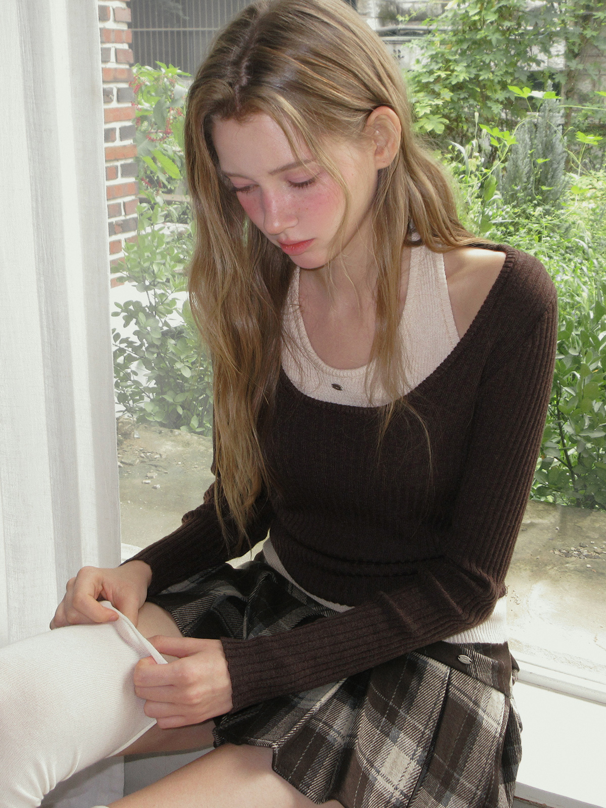 TWEE Kellon halter layered long sleeve knit - Model styling view