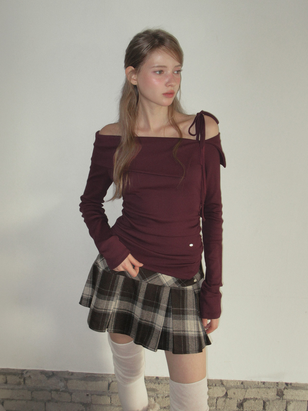 TWEE Rezon check pleated mini skirt - Model styling view