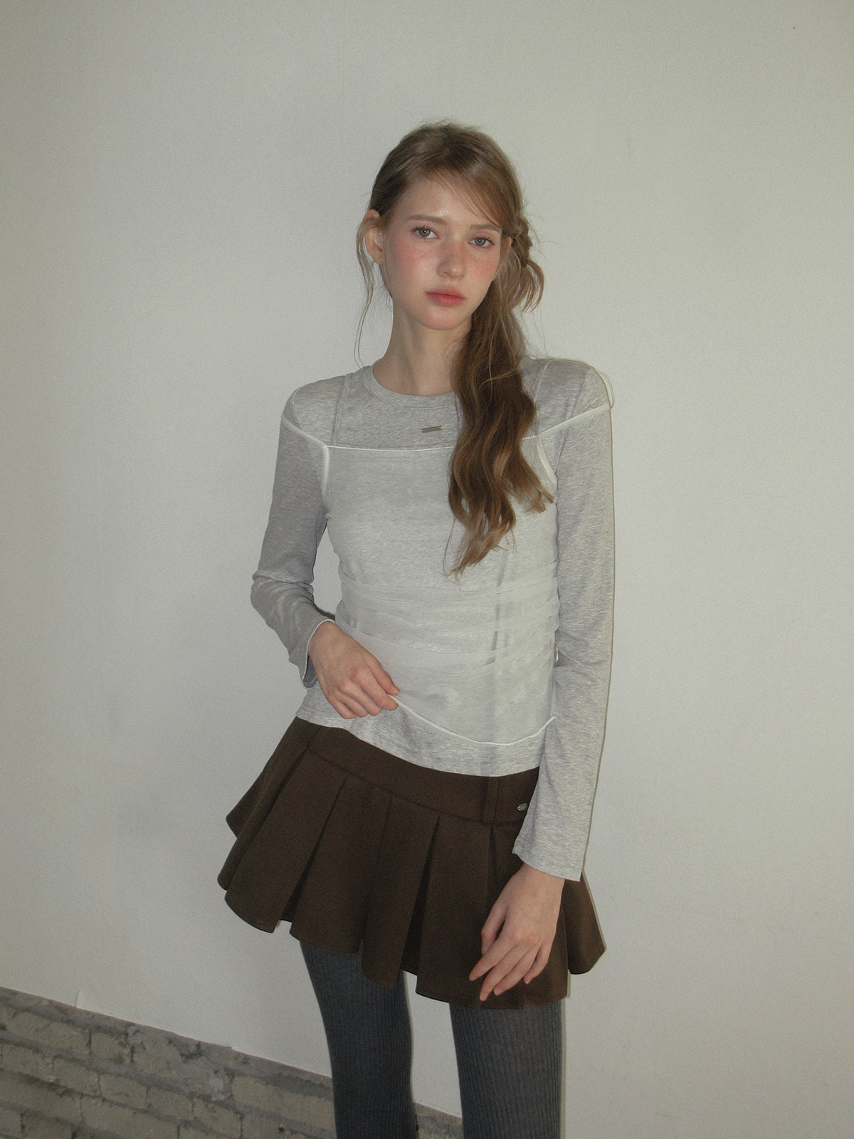 TWEE Bern organza sleeveless long sleeve T-shirt set - Model styling view