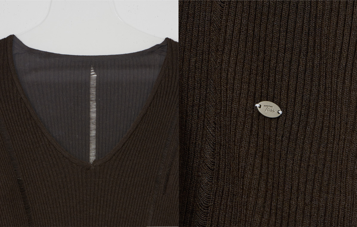 TWEE Peti vintage distressed V-neck long sleeve knit - Fabric and construction close-up