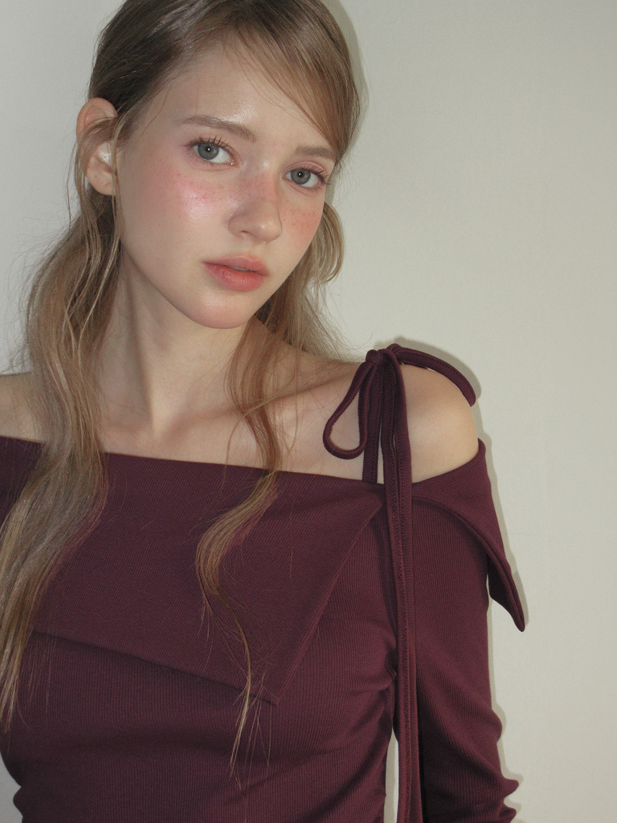 TWEE Rieon asymmetric shirring off-shoulder long sleeve T-shirt - Model styling view