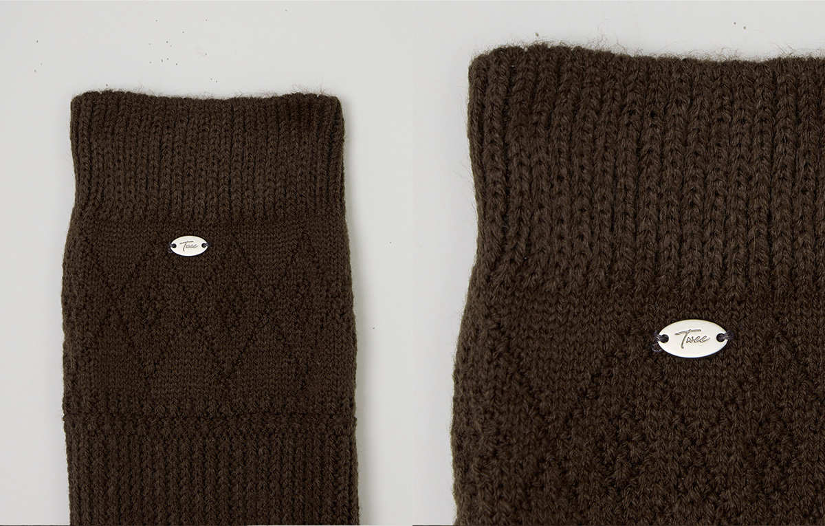 TWEE Ronv punching knit leg warmers - Product detail view