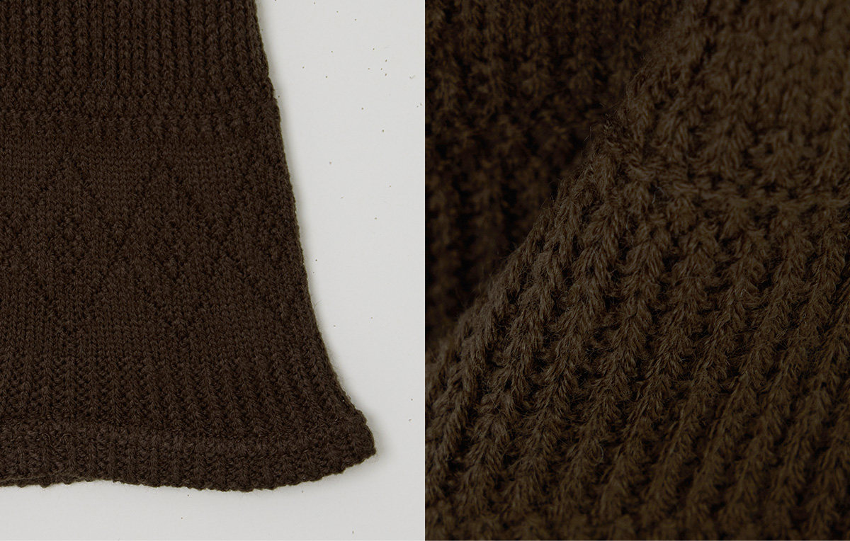 TWEE Ronv punching knit leg warmers - Product detail view