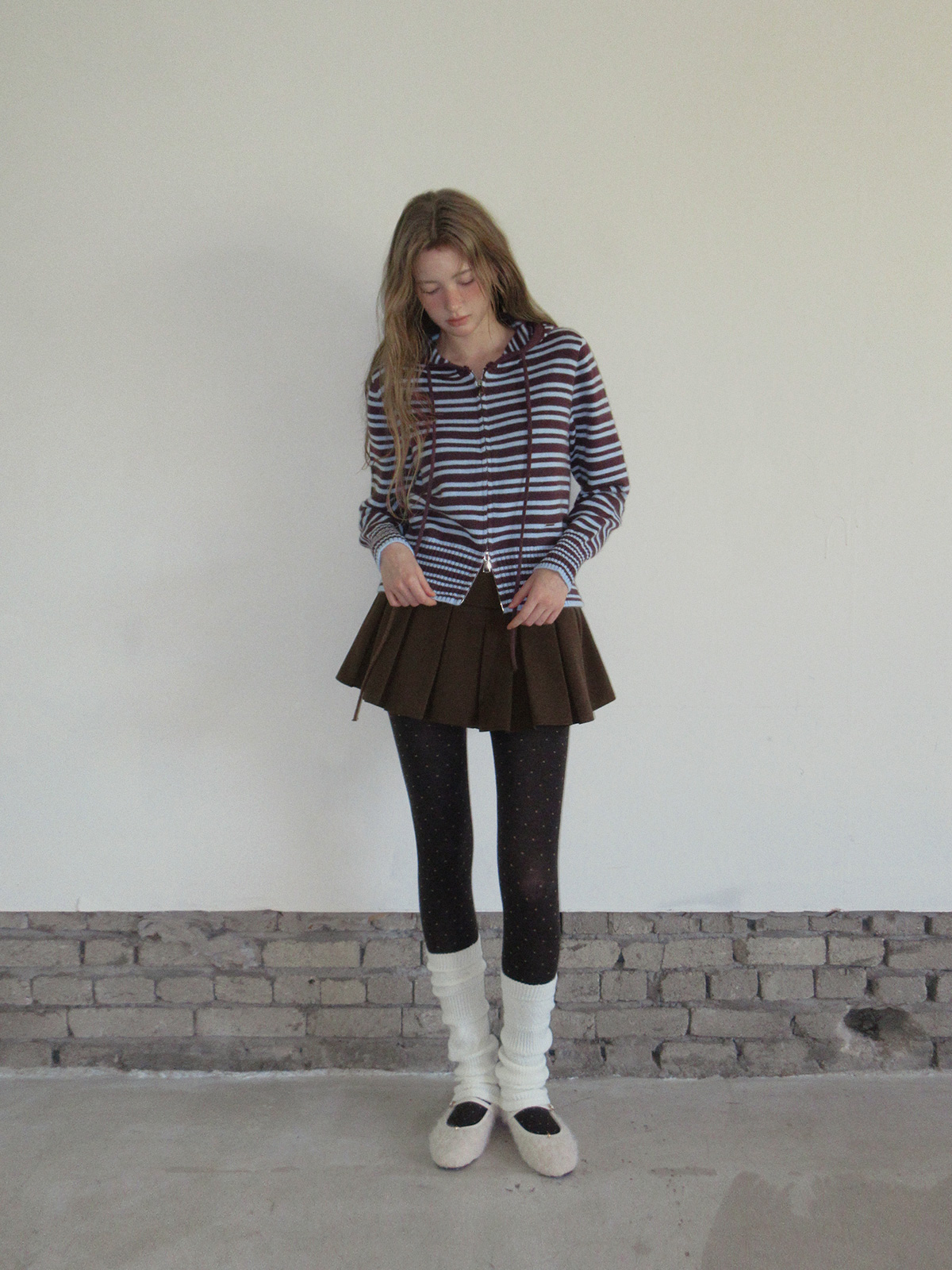 TWEE Error stripe knit hood zip-up - Model styling view