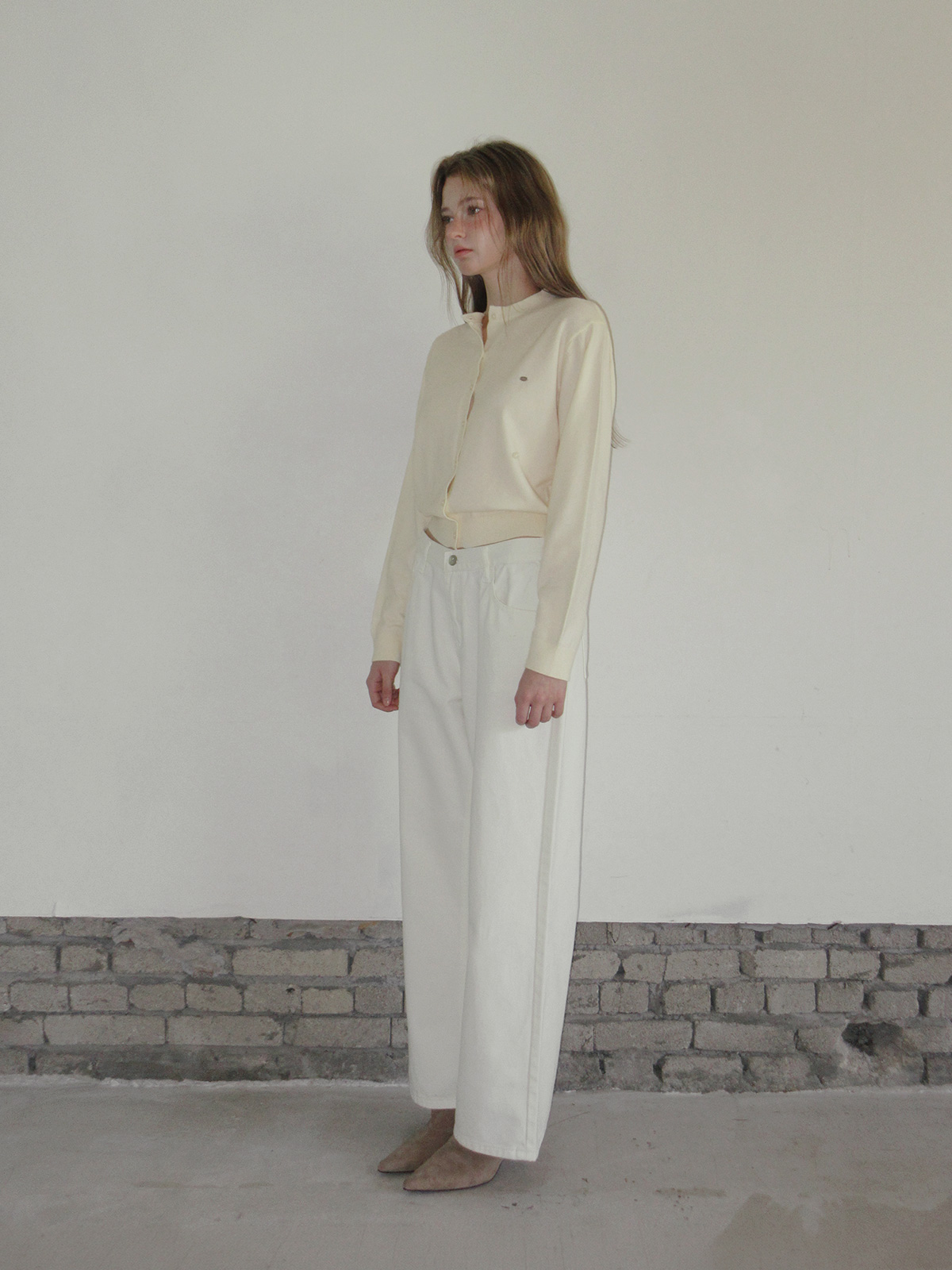 TWEE Clone asymmetric two-way knit long sleeve cardigan - Model styling view