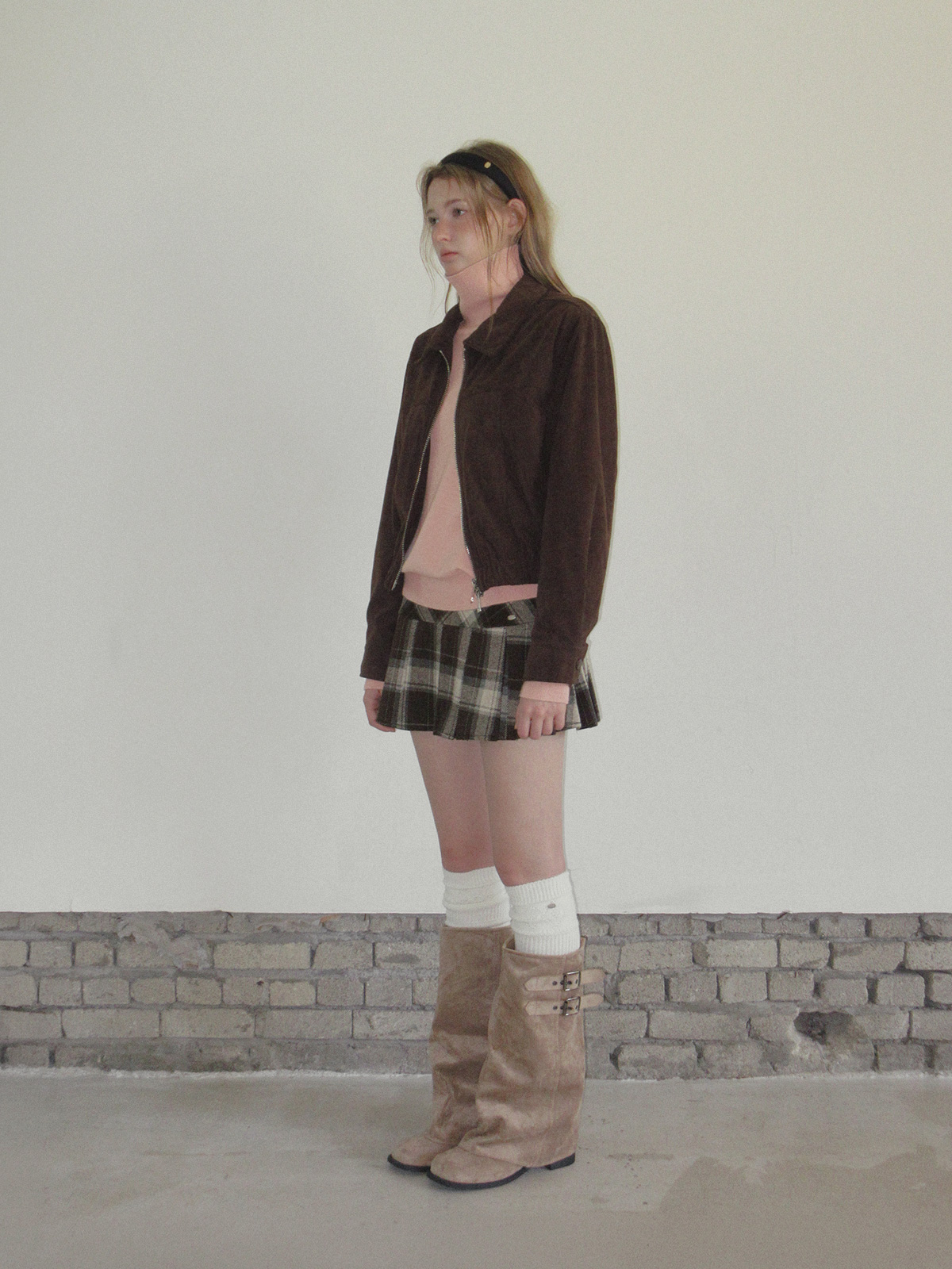 TWEE Bent corduroy collar long sleeve jacket - Model styling view