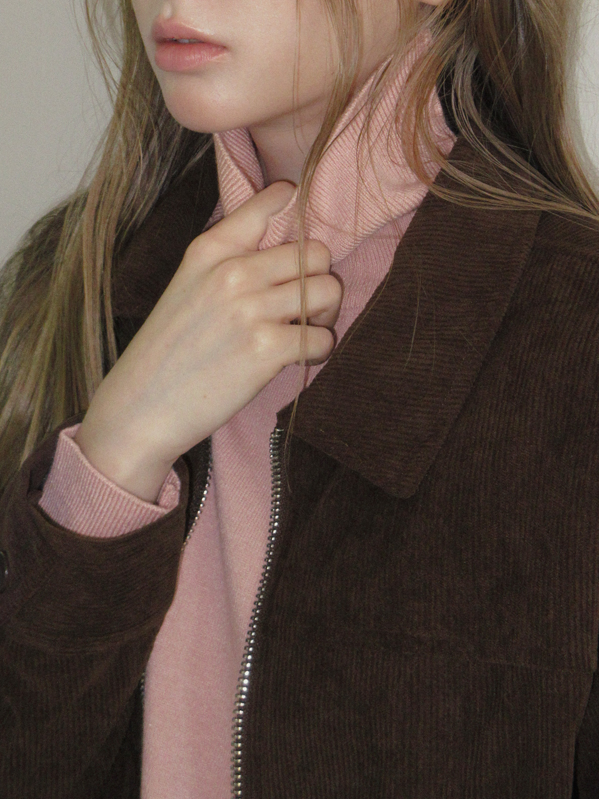 TWEE Bent corduroy collar long sleeve jacket - Model styling view