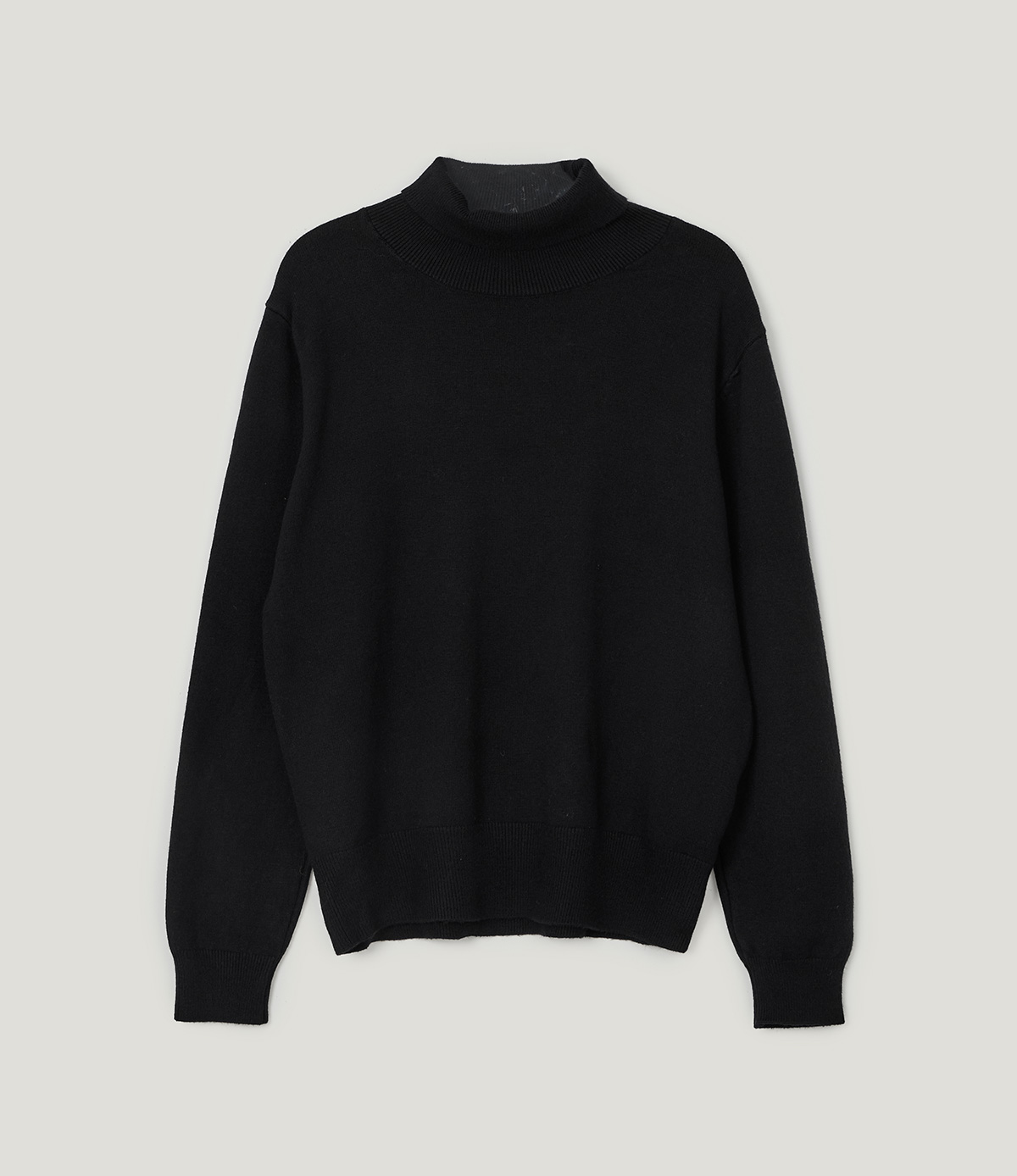TWEE Redon basic turtleneck long sleeve knit - Product detail view