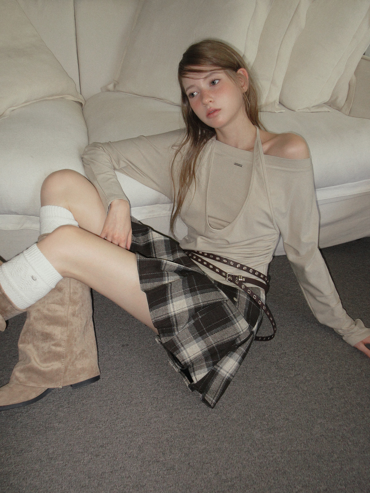 TWEE Rezon check pleated mini skirt - Model styling view
