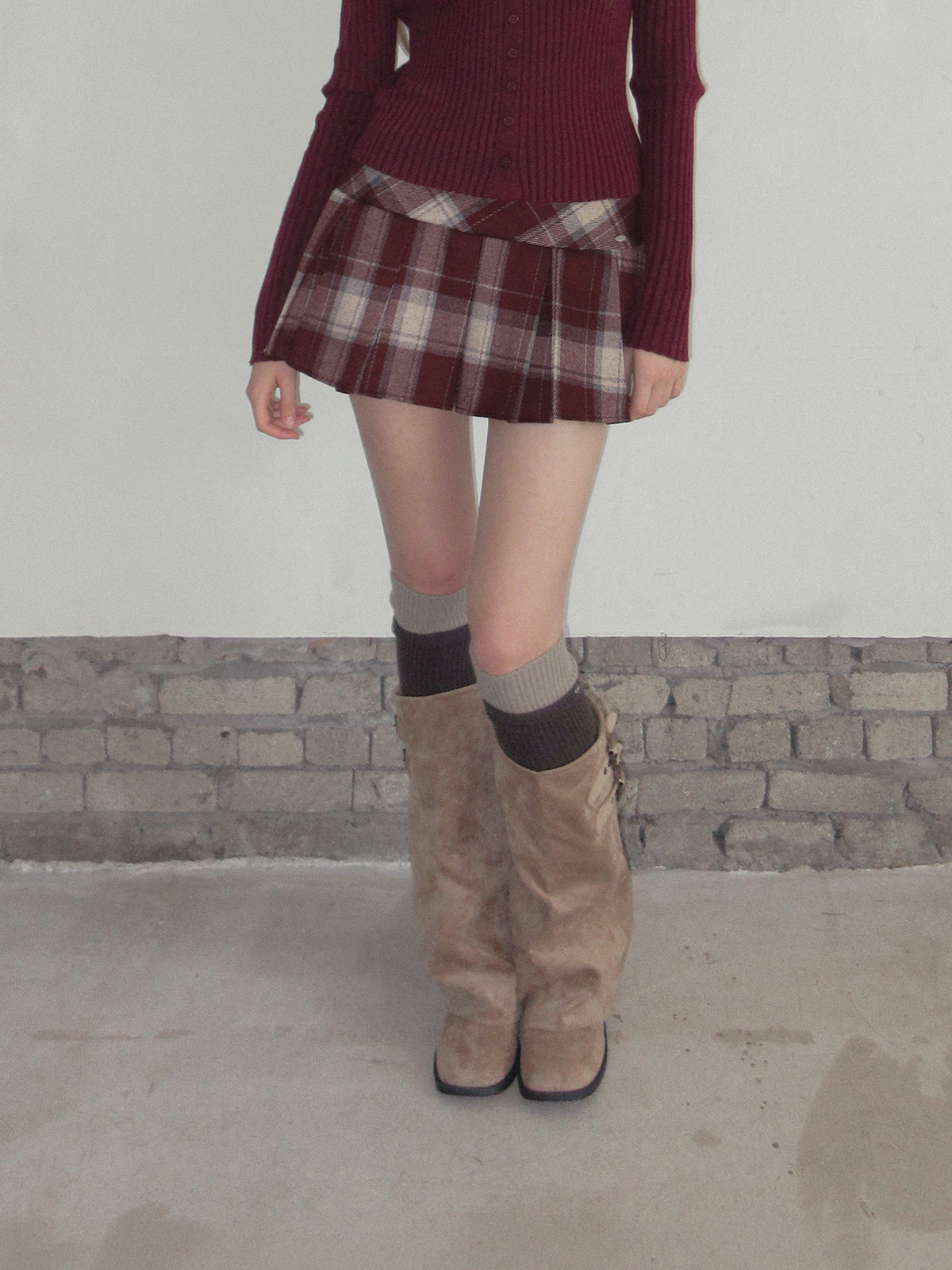 TWEE Rezon check pleated mini skirt - Model styling view