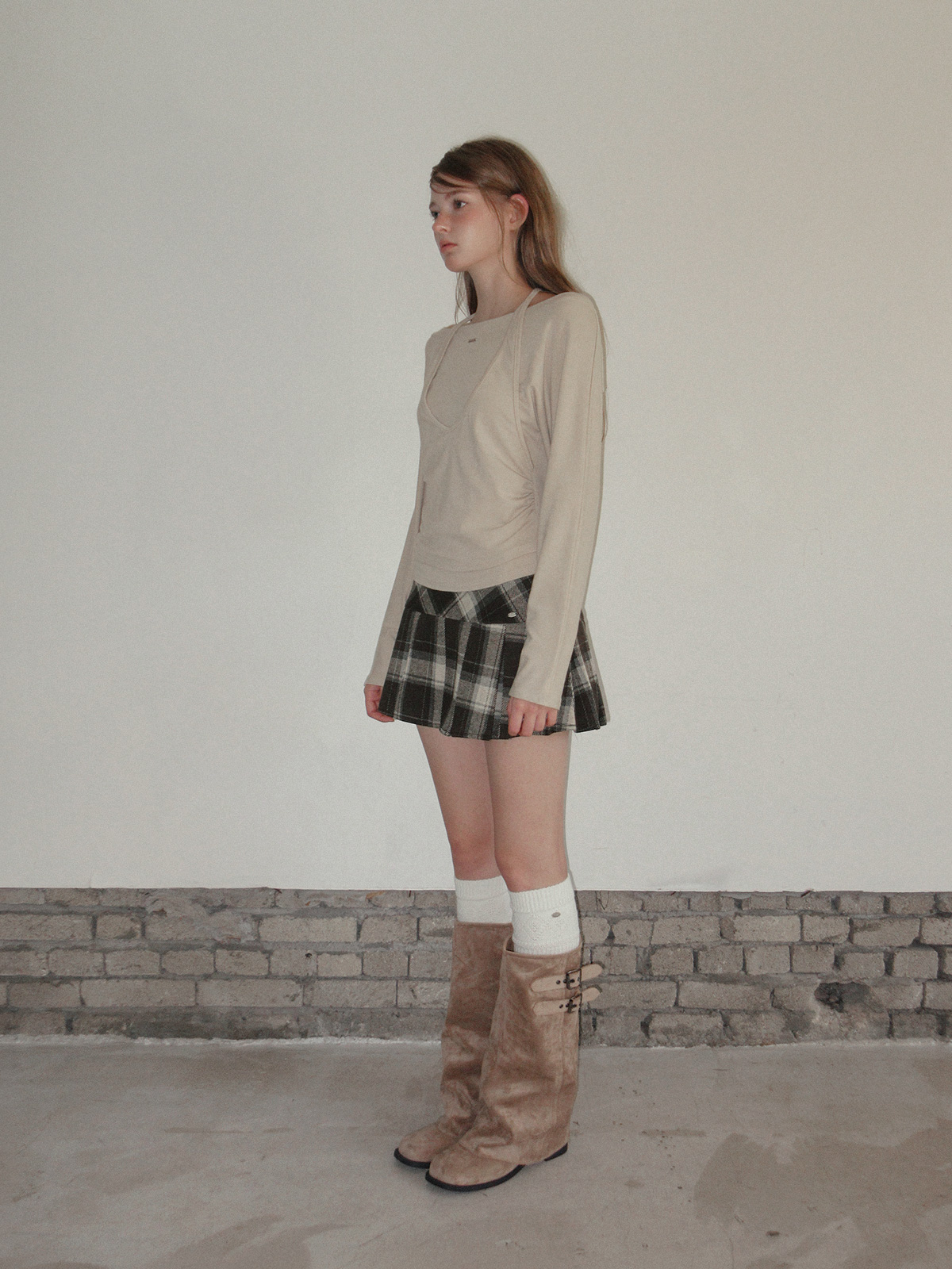 TWEE Robol halter sleeveless layered long sleeve T-shirt - Model styling view