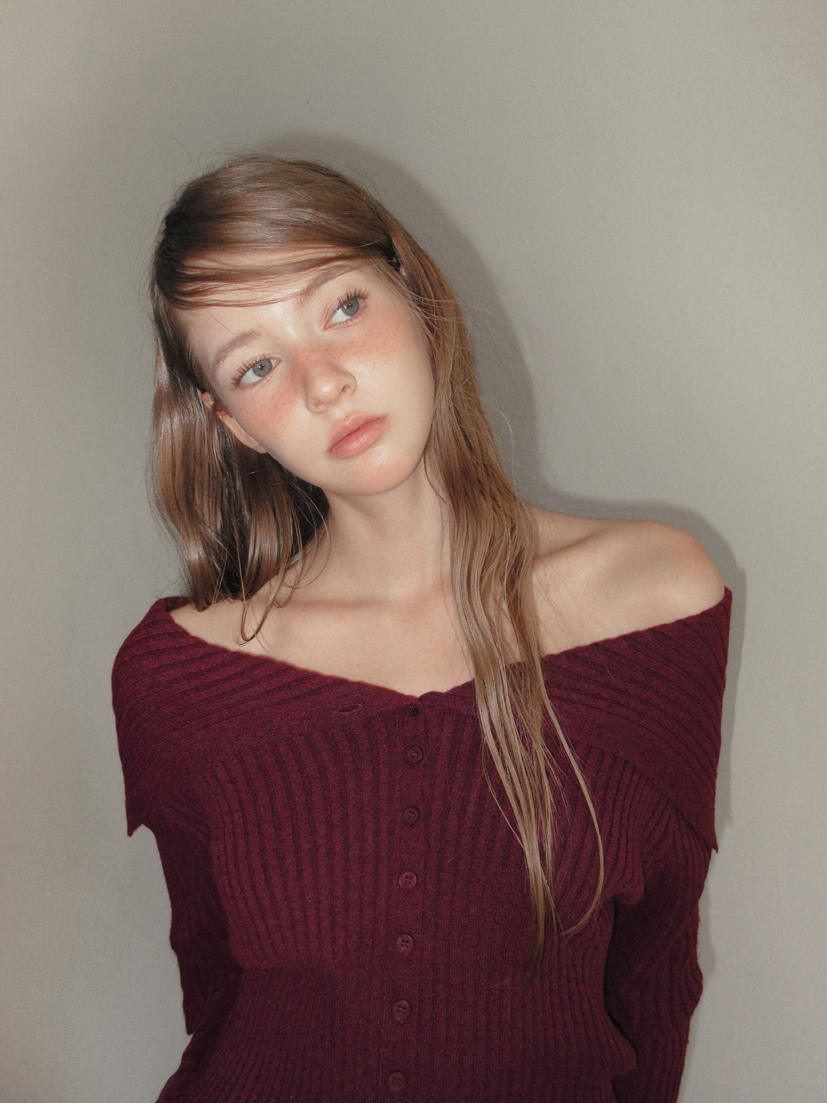 TWEE Riden sailor collar ribbed long sleeve knit - Model styling view