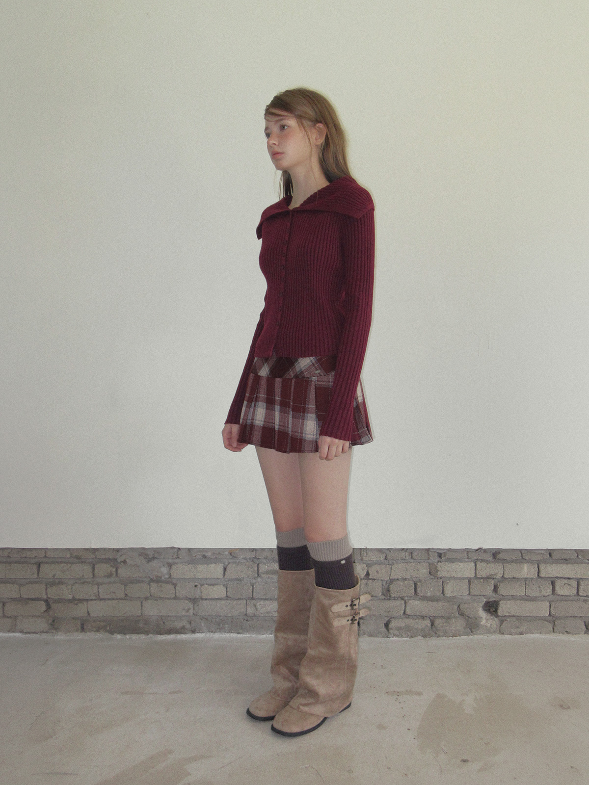 TWEE Riden sailor collar ribbed long sleeve knit - Model styling view