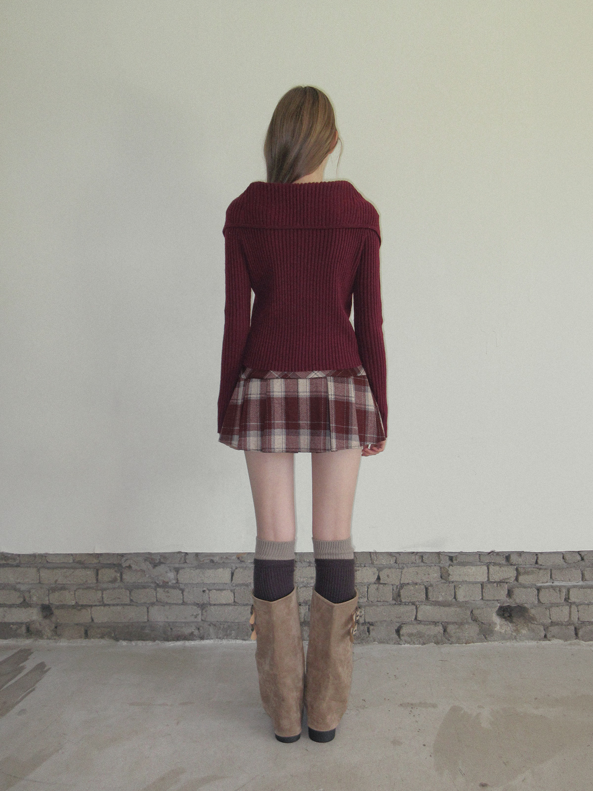 TWEE Riden sailor collar ribbed long sleeve knit - Model styling view