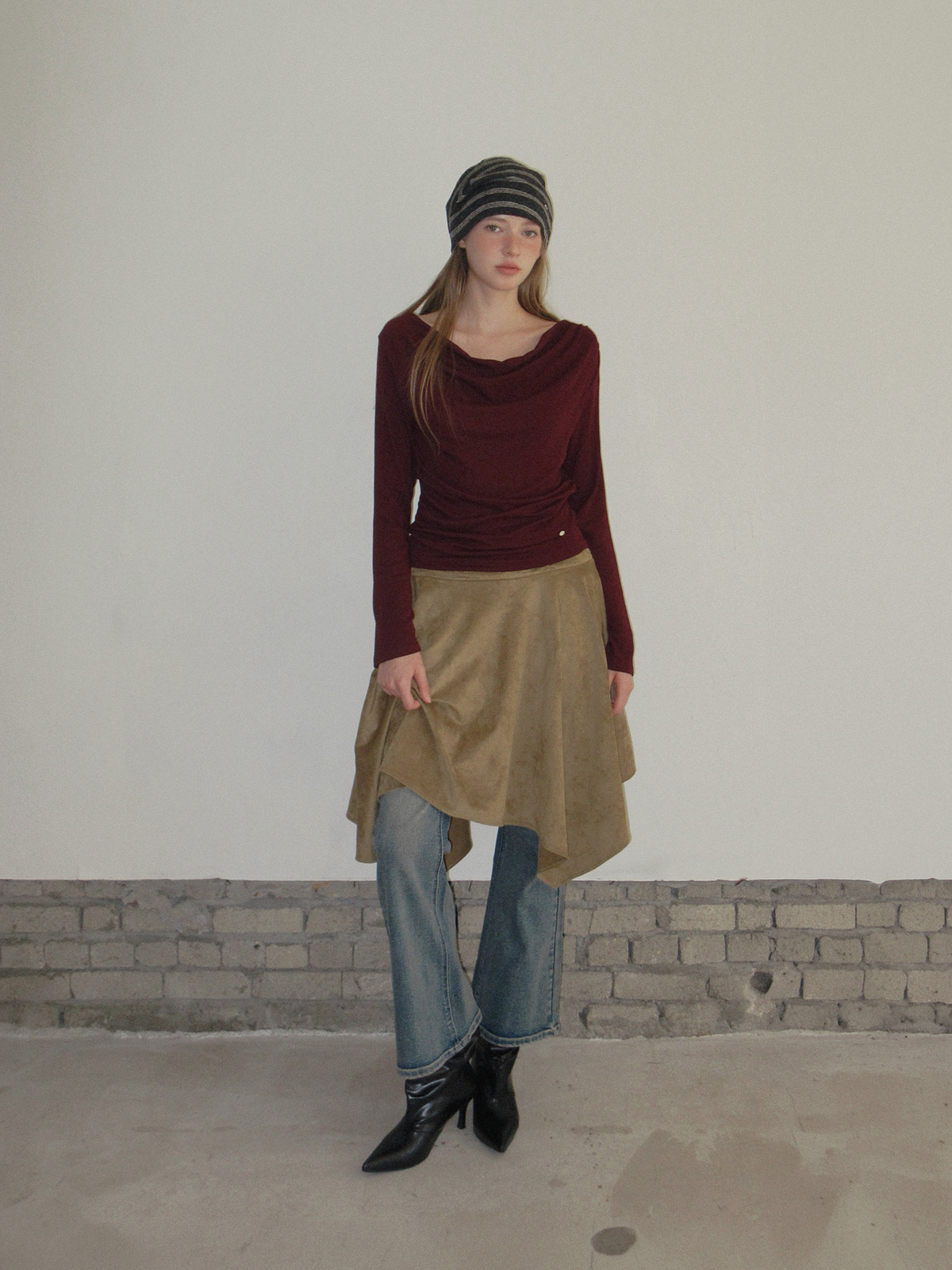 TWEE Bollin drape back slit long sleeve T-shirt - Model styling view