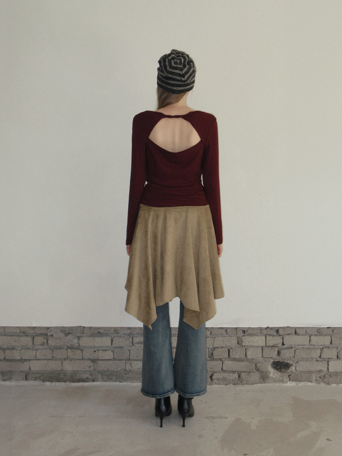 TWEE Bollin drape back slit long sleeve T-shirt - Model styling view