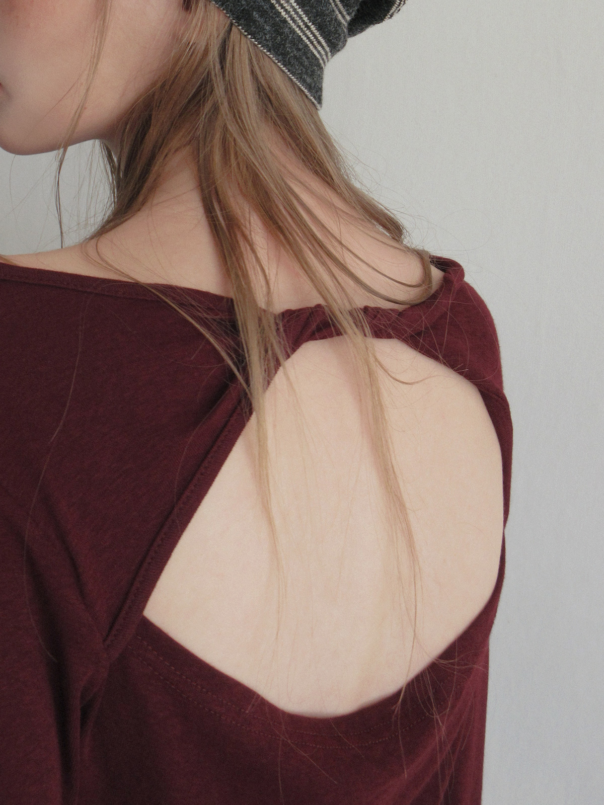 TWEE Bollin drape back slit long sleeve T-shirt - Model styling view