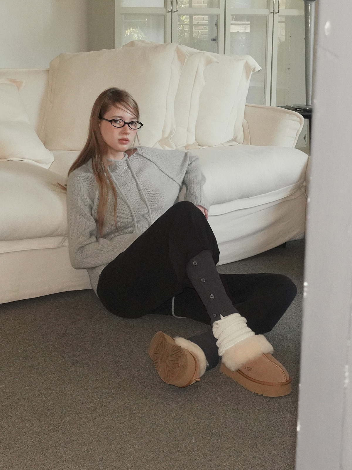 TWEE Zsen button banding harem pants - Model styling view