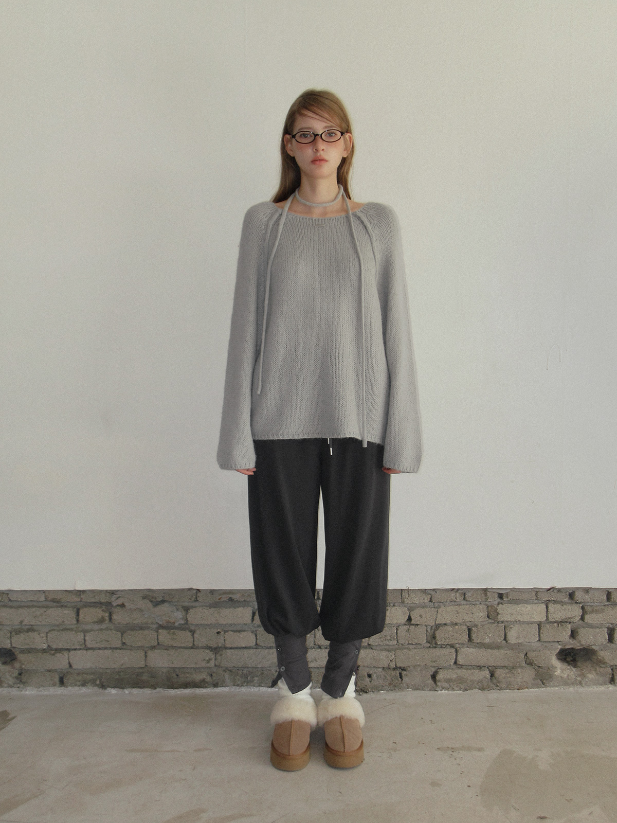 TWEE Zsen button banding harem pants - Model styling view
