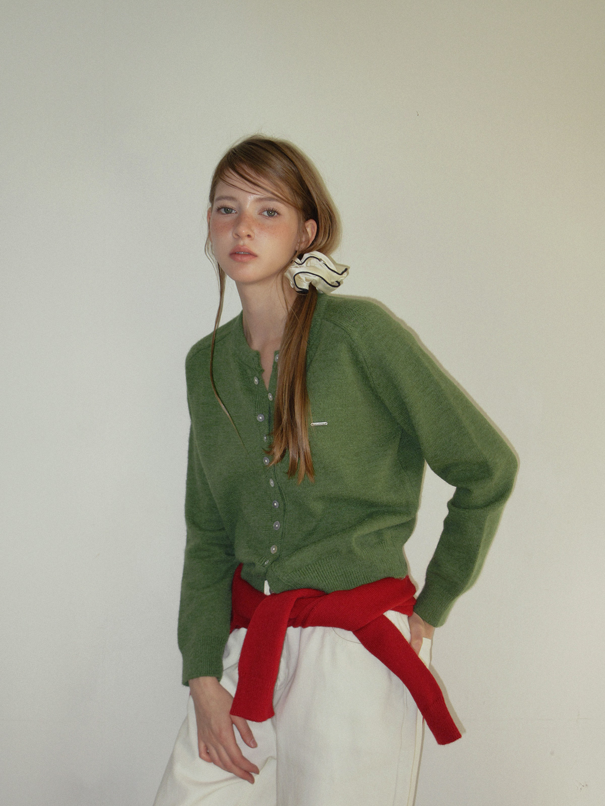 TWEE Ble round neck basic knit long sleeve cardigan - Model styling view