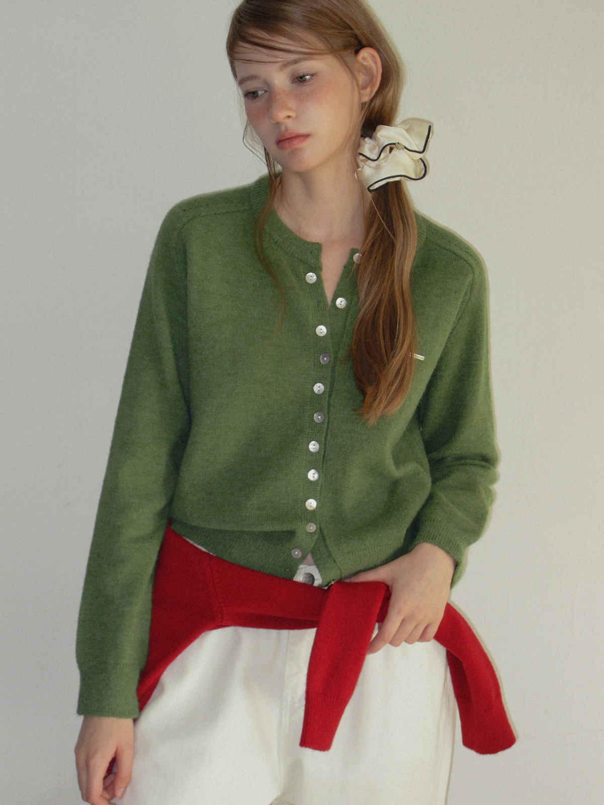 TWEE Ble round neck basic knit long sleeve cardigan - Model styling view