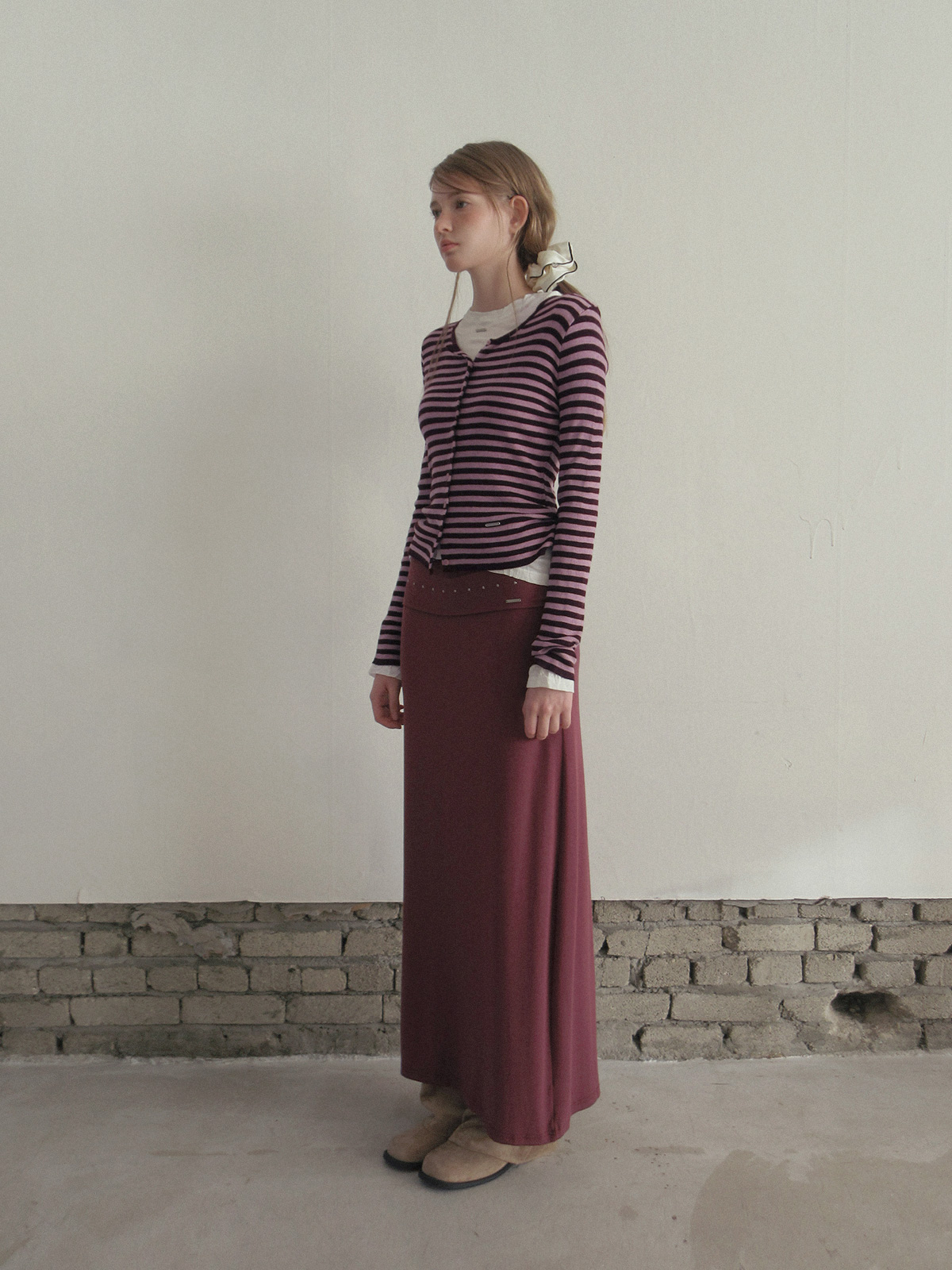 TWEE Nego stud folding maxi long skirt - Model styling view