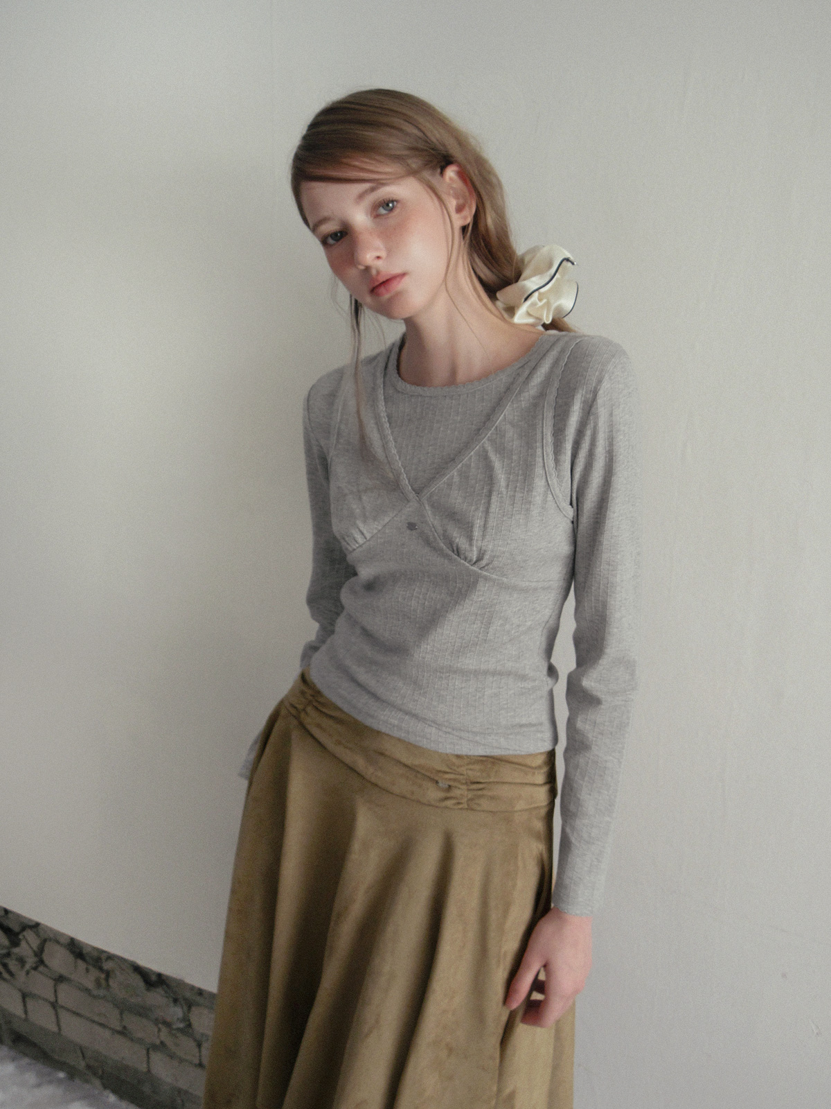 TWEE Bokle lace sleeveless long sleeve T-shirt set - Model styling view