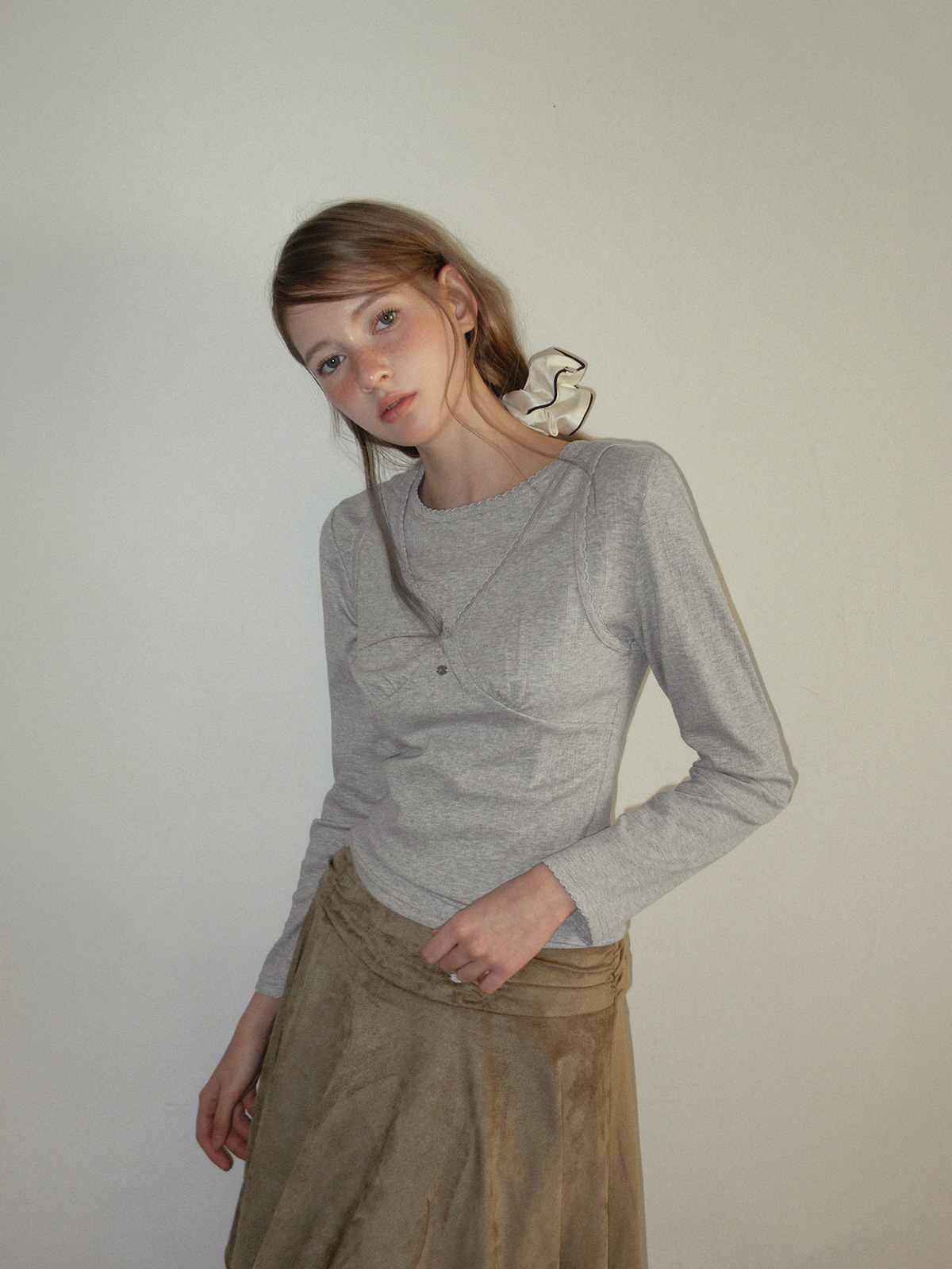 TWEE Bokle lace sleeveless long sleeve T-shirt set - Model styling view