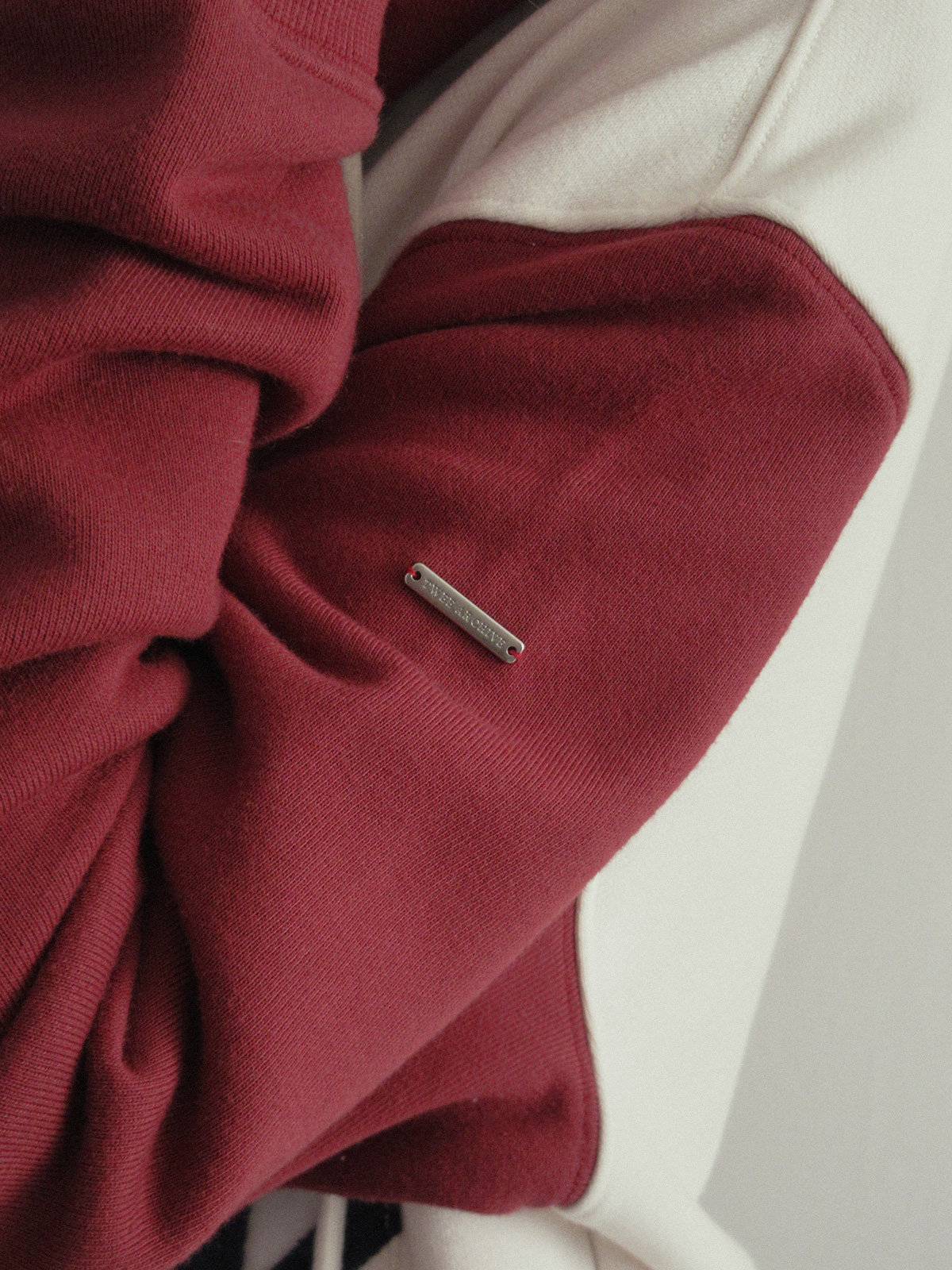 TWEE Clone patch contrast hood zip-up - Model styling view