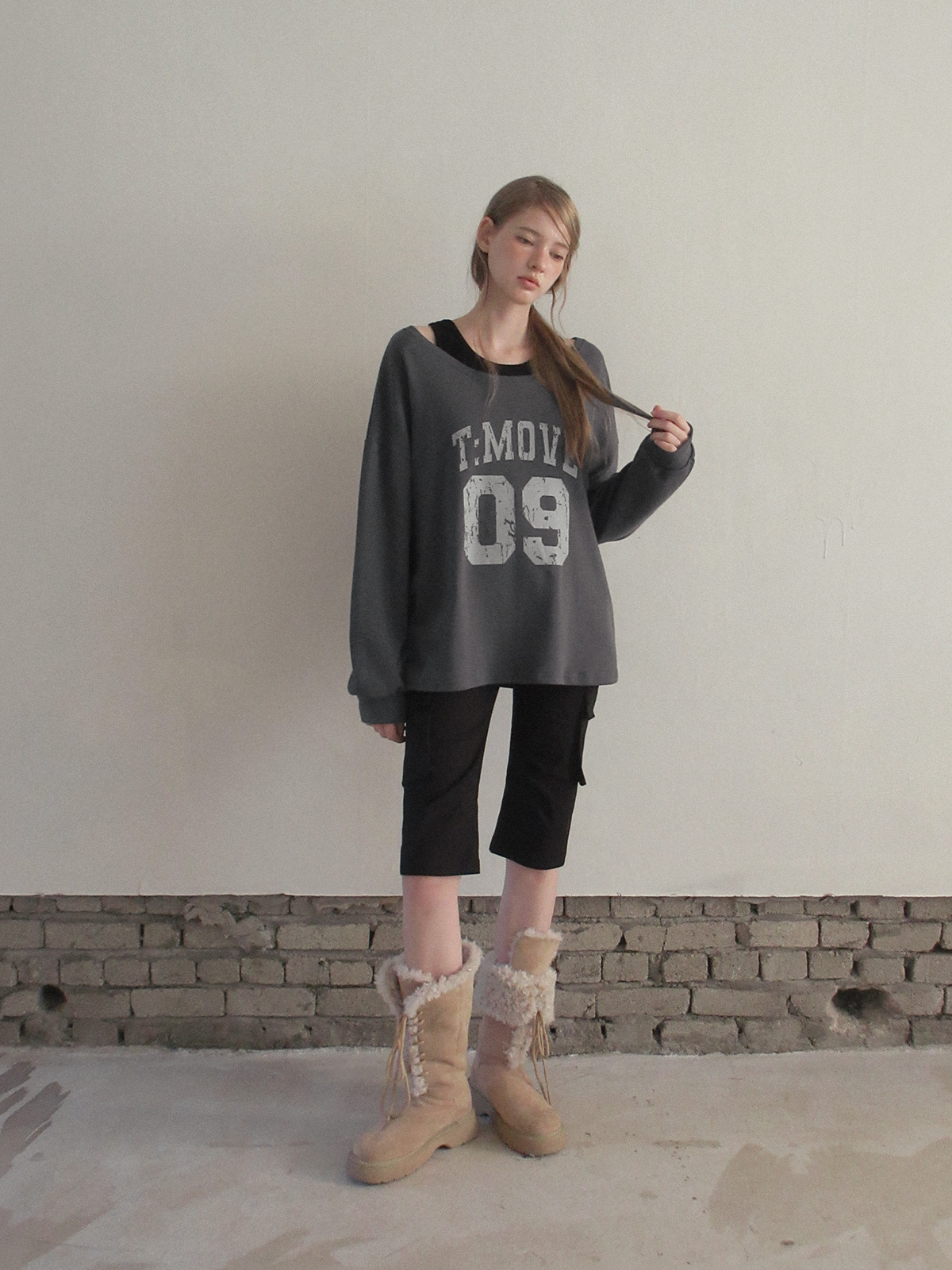 TWEE Bena vintage printing sleeveless T-shirt set - Model styling view