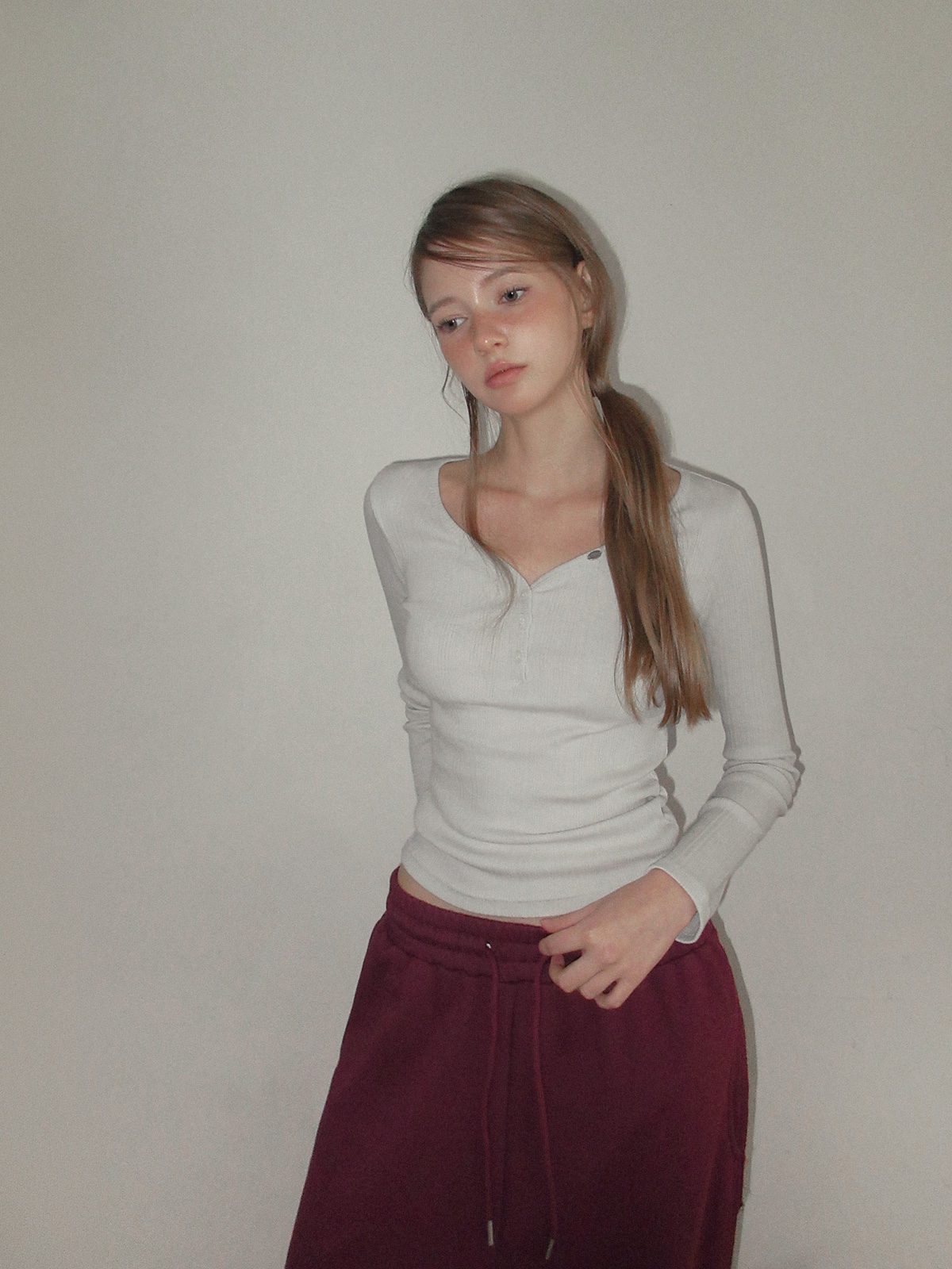 TWEE Revet stud hood zip-up - Model styling view