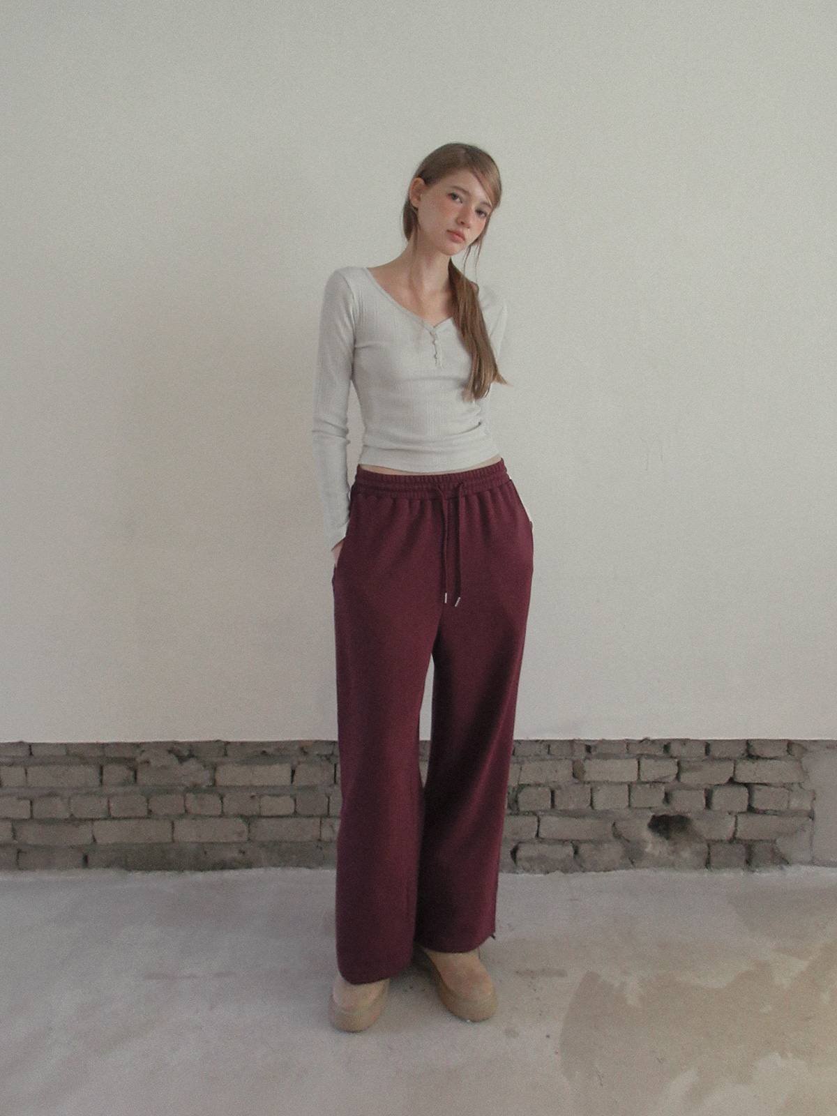 TWEE Enti button V-neck ribbed long sleeve T-shirt - Model styling view