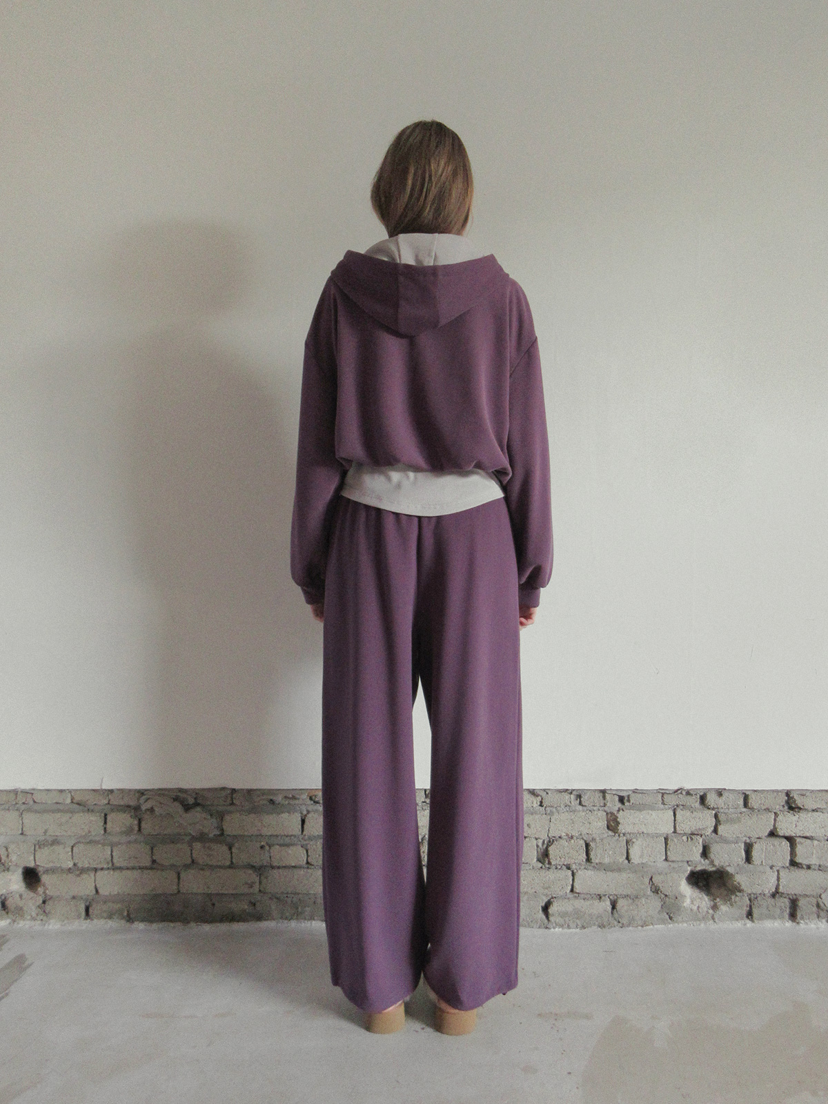 TWEE Medi layered half hood zip-up T-shirt - Model styling view
