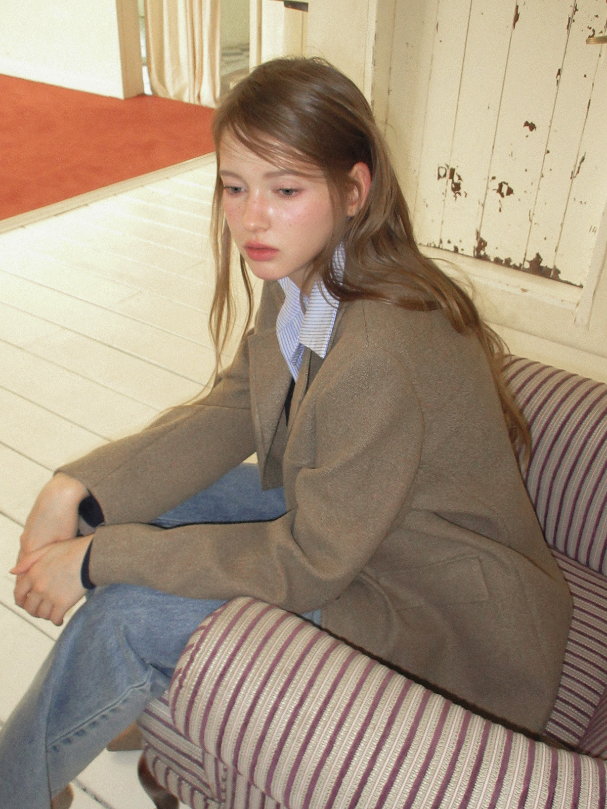 TWEE Denz classic oversized long sleeve jacket - Model styling view
