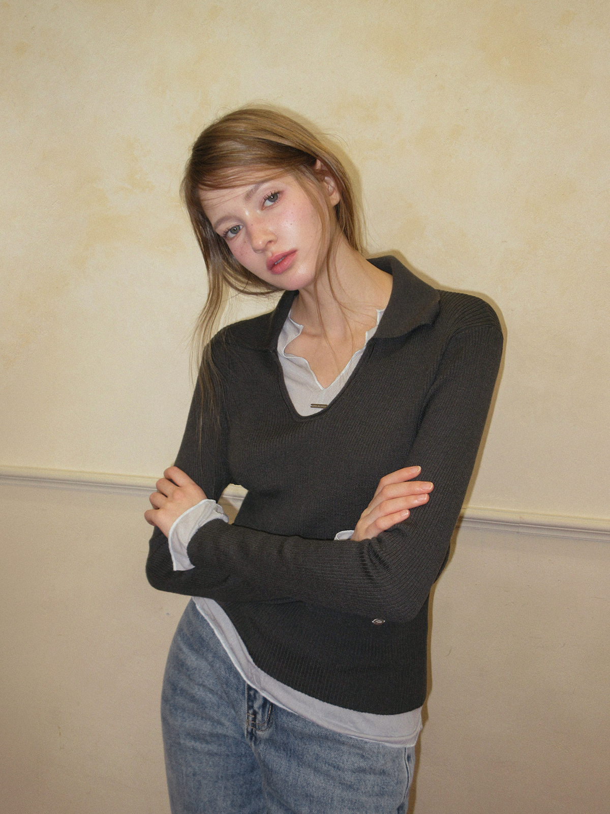 TWEE Ejeun open collar U-neck long sleeve knit - Model styling view