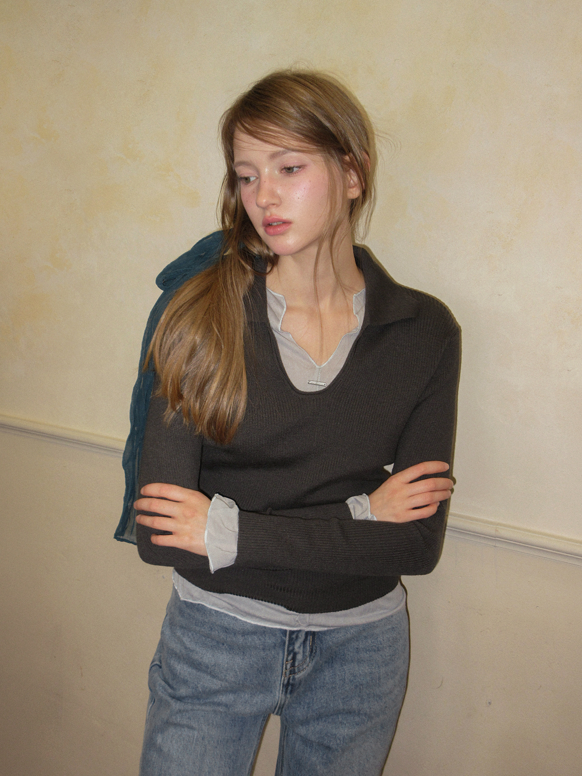 TWEE Ejeun open collar U-neck long sleeve knit - Model styling view