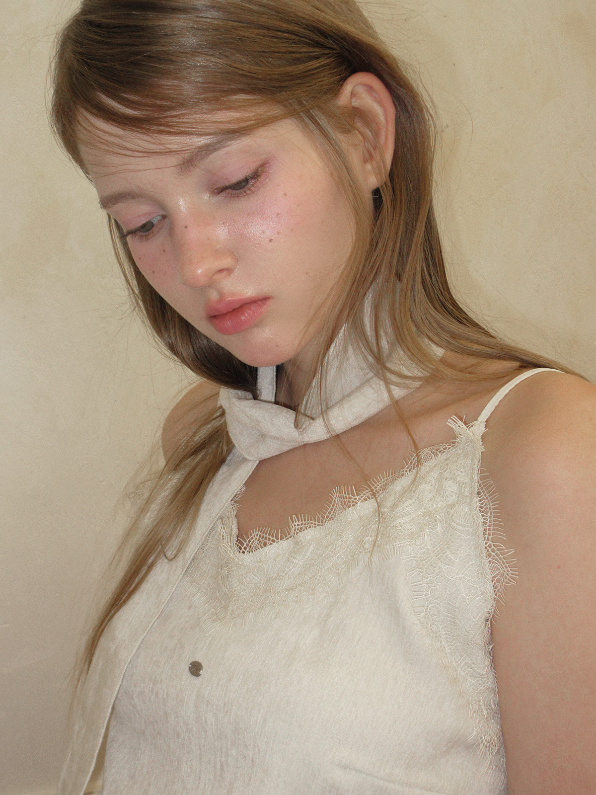TWEE Pevol lace suede sleeveless blouse - Model styling view