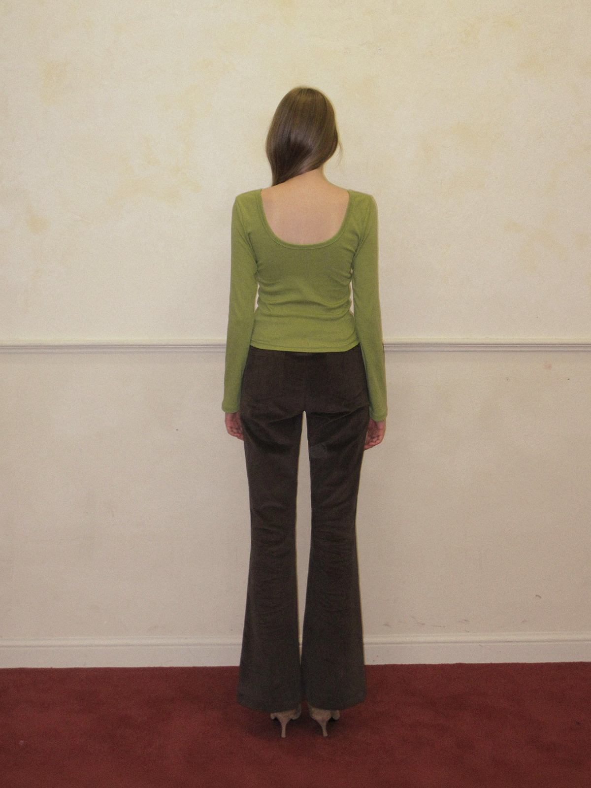 TWEE Relly wrap long sleeve T-shirt - Model styling view