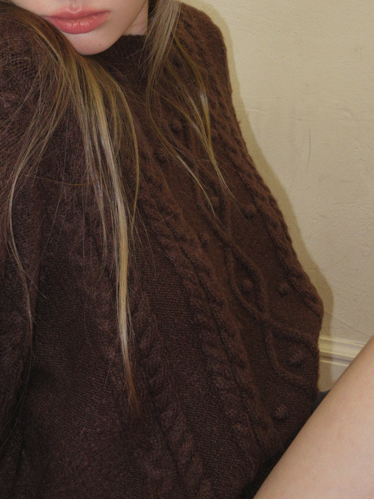TWEE Kuti cable pattern round neck long sleeve knit - Model styling view