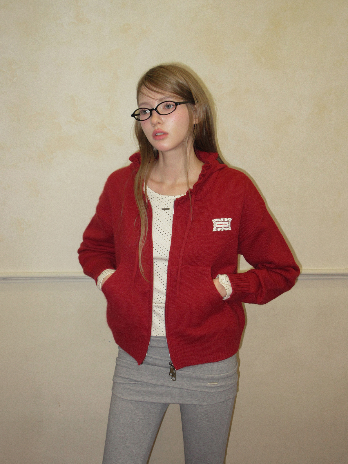 TWEE Berle wave hood long sleeve knit zip-up - Model styling view