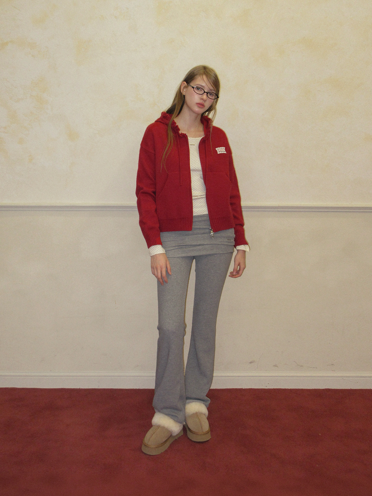 TWEE Berle wave hood long sleeve knit zip-up - Model styling view