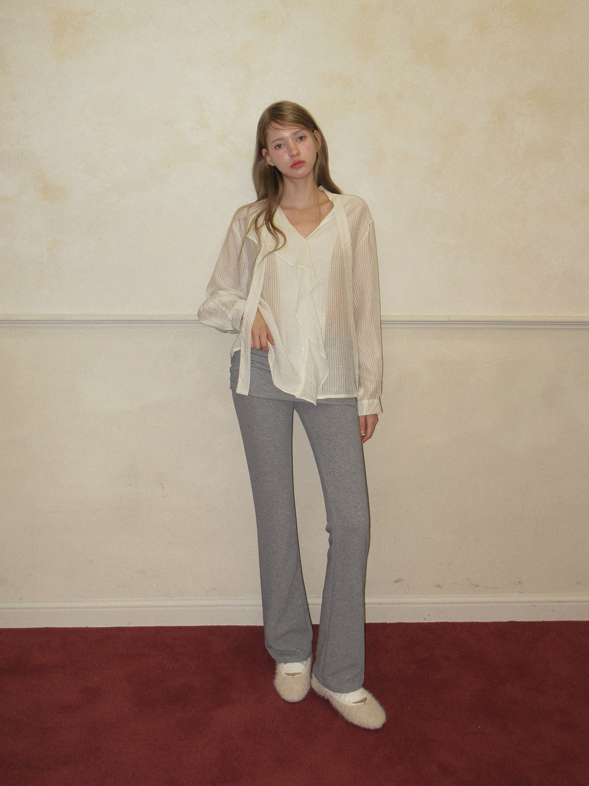 TWEE Puen folding ribbed long pants - Model styling view