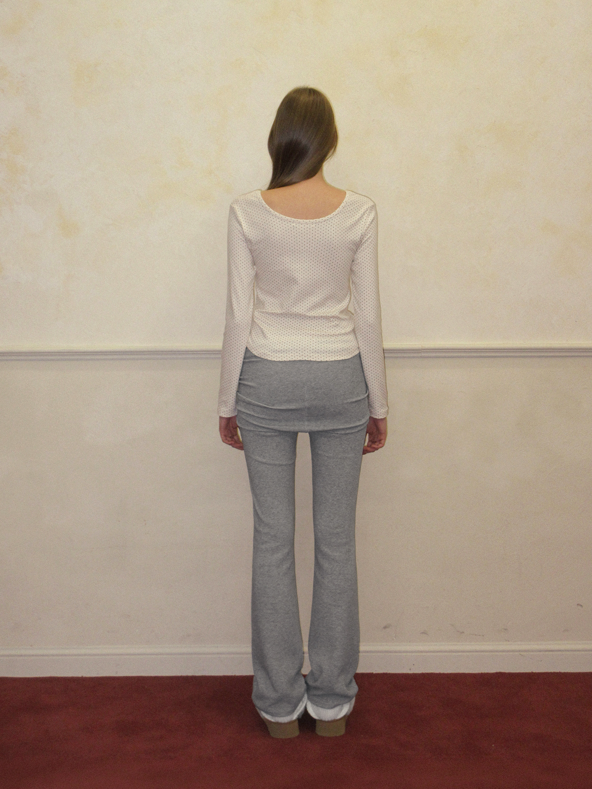 TWEE Comme dot round neck long sleeve T-shirt - Model styling view