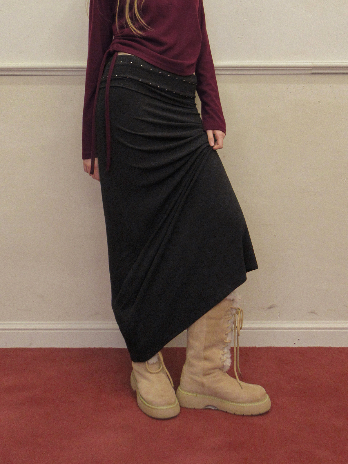 TWEE Nego stud folding maxi long skirt - Model styling view