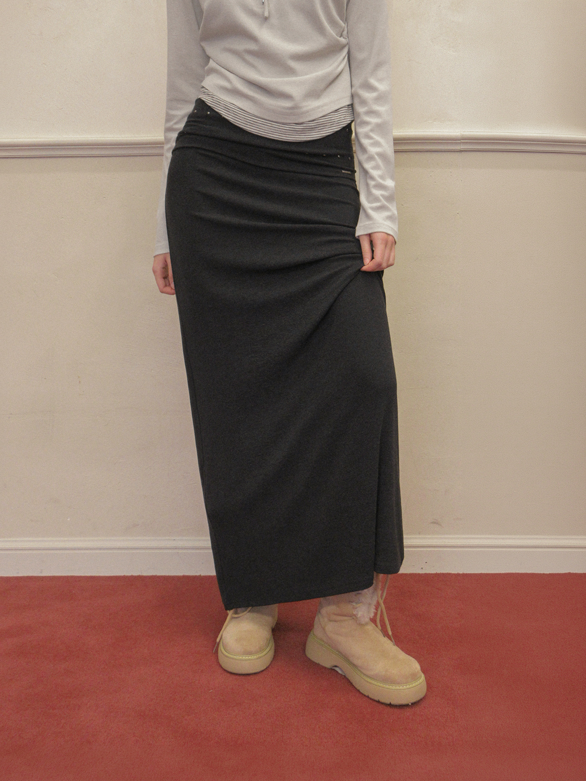 TWEE Nego stud folding maxi long skirt - Model styling view