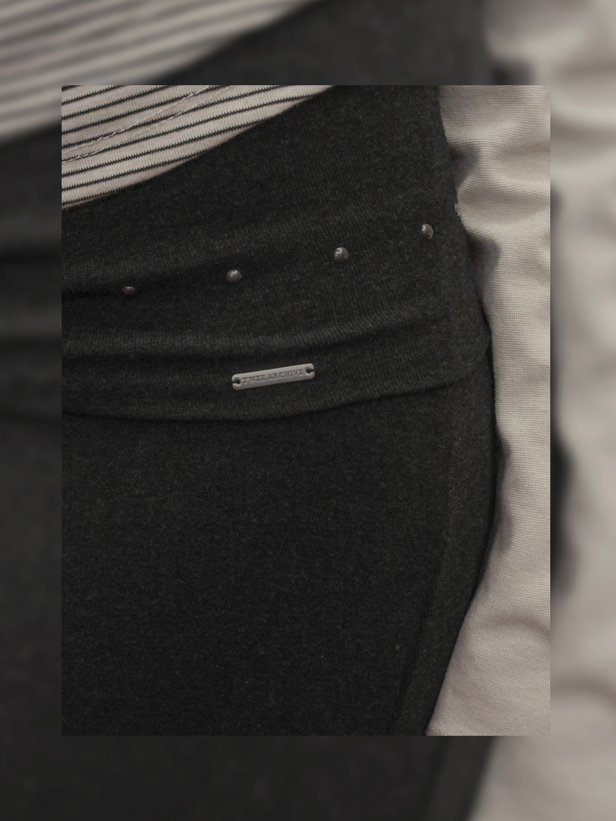 TWEE Nego stud folding maxi long skirt - Model styling view